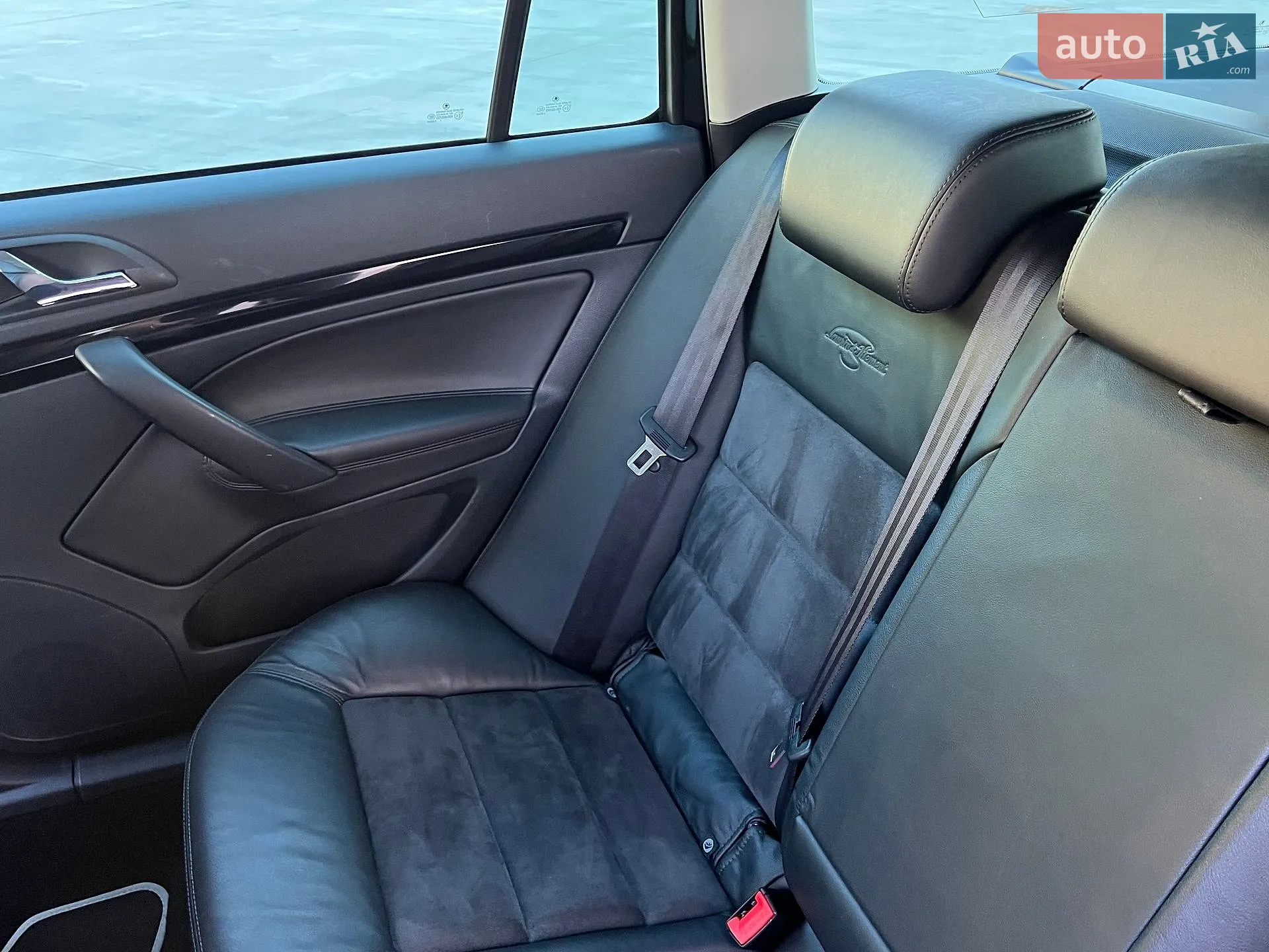 2011 Skoda Octavia - мініатюра 128