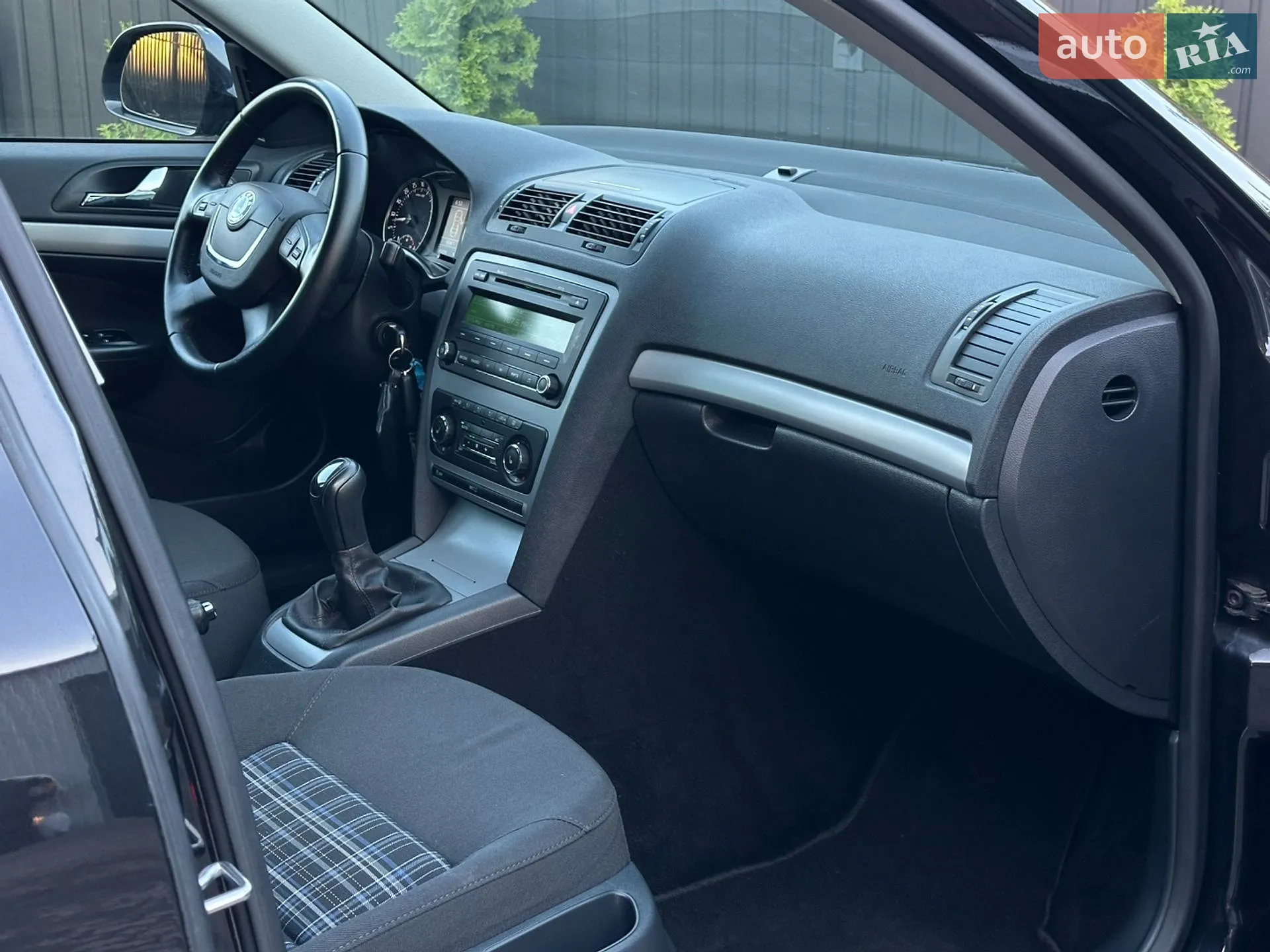 2012 Skoda Octavia - мініатюра 24