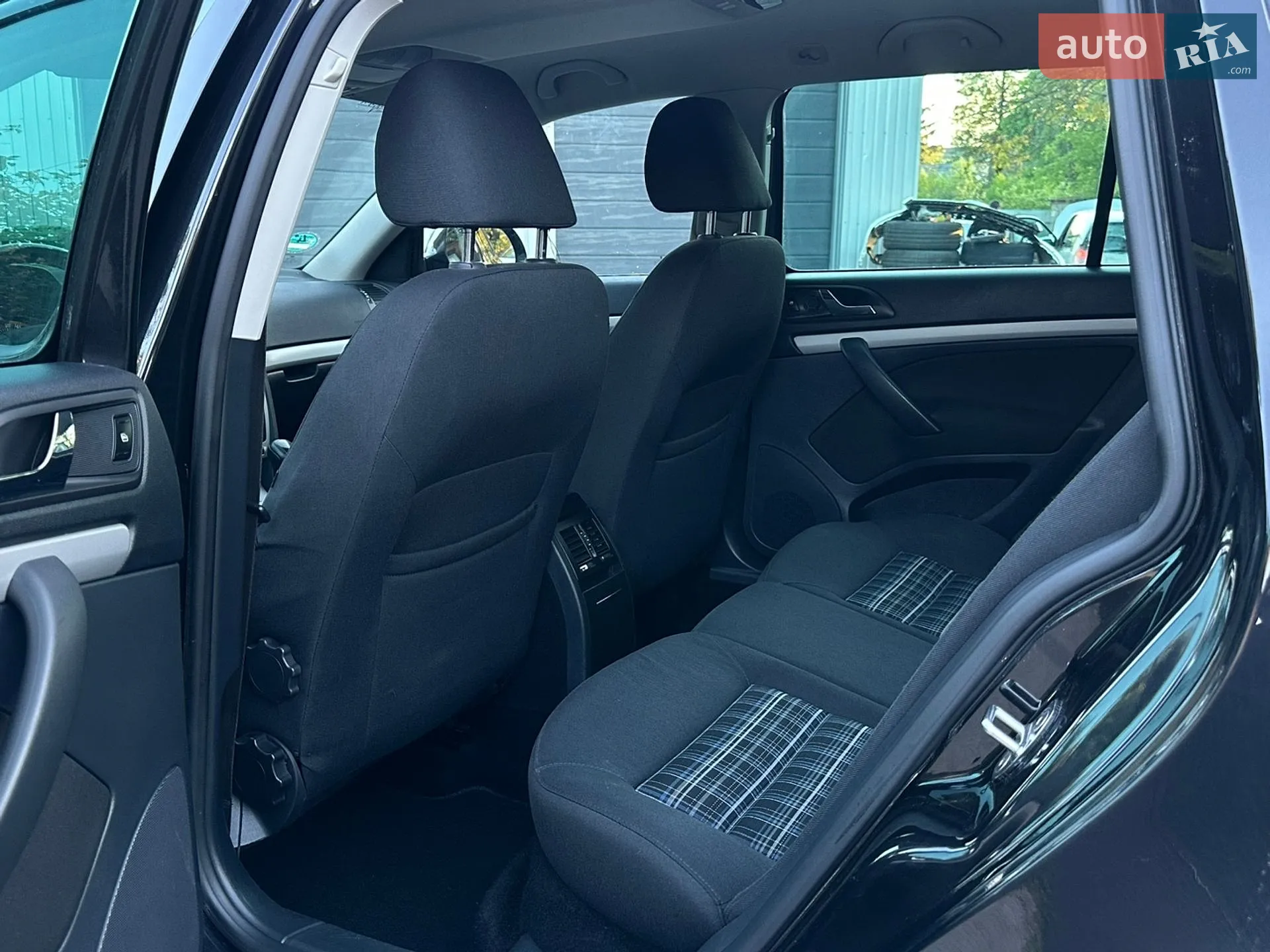 2012 Skoda Octavia - мініатюра 31