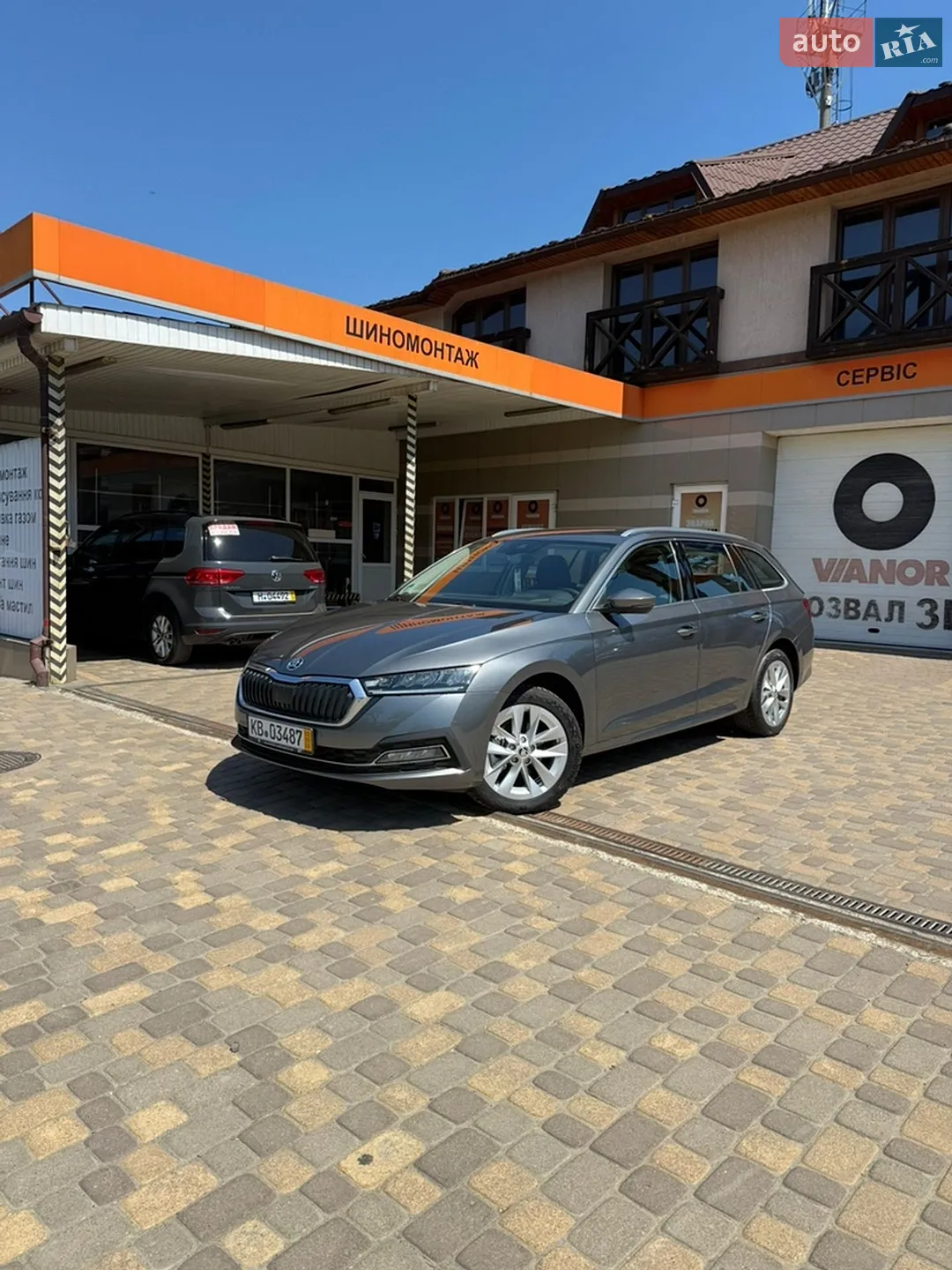 2022 Skoda Octavia - фото 1