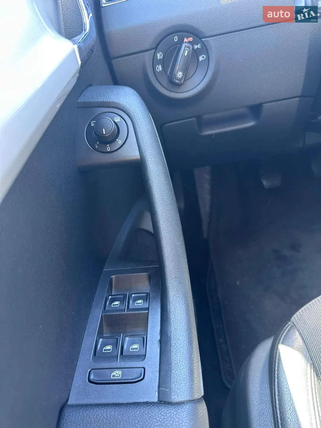 2014 Skoda Octavia - мініатюра 12