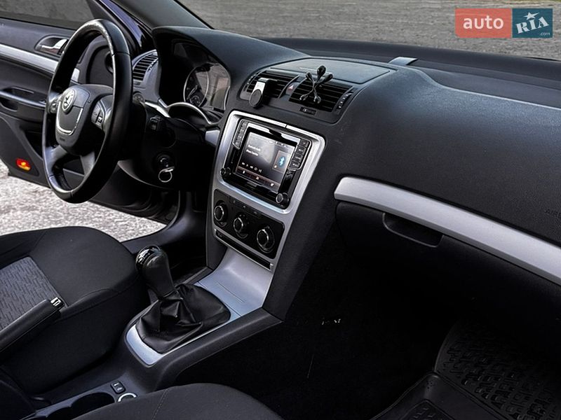 Универсал Skoda Octavia 2009 в Камне-Каширском фото 31 Универсал Skoda Octavia 2009 в Камне-Каширском