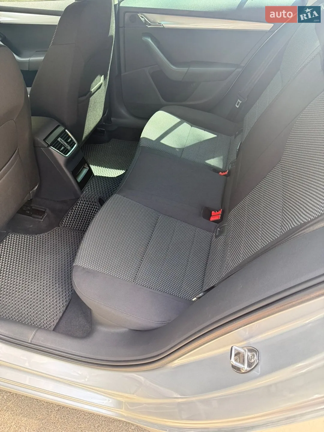 2014 Skoda Octavia - мініатюра 23