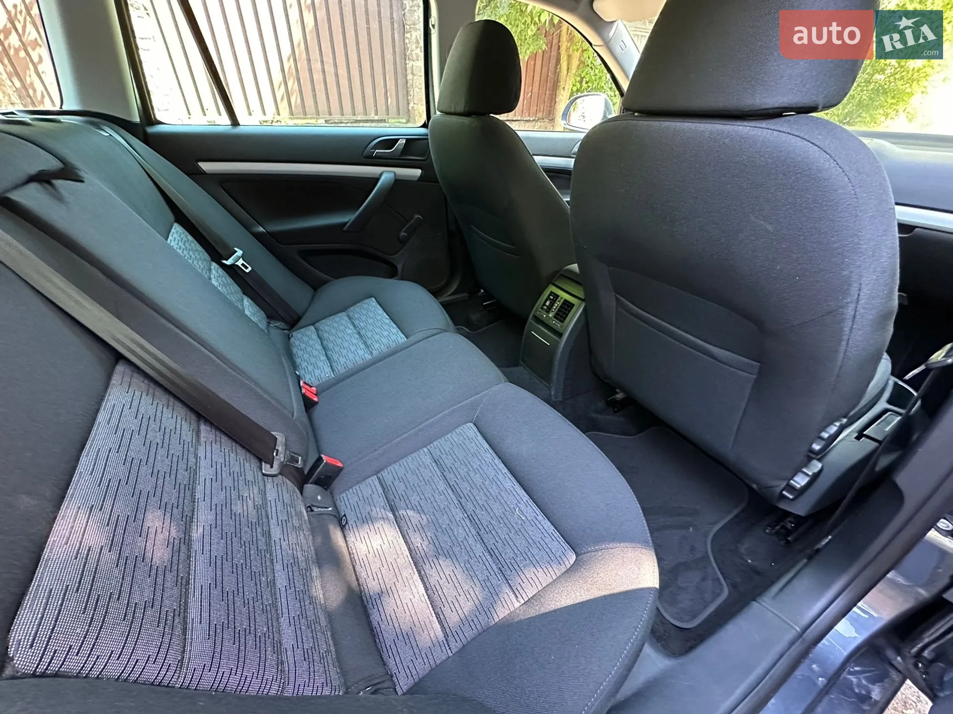2011 Skoda Octavia - мініатюра 12