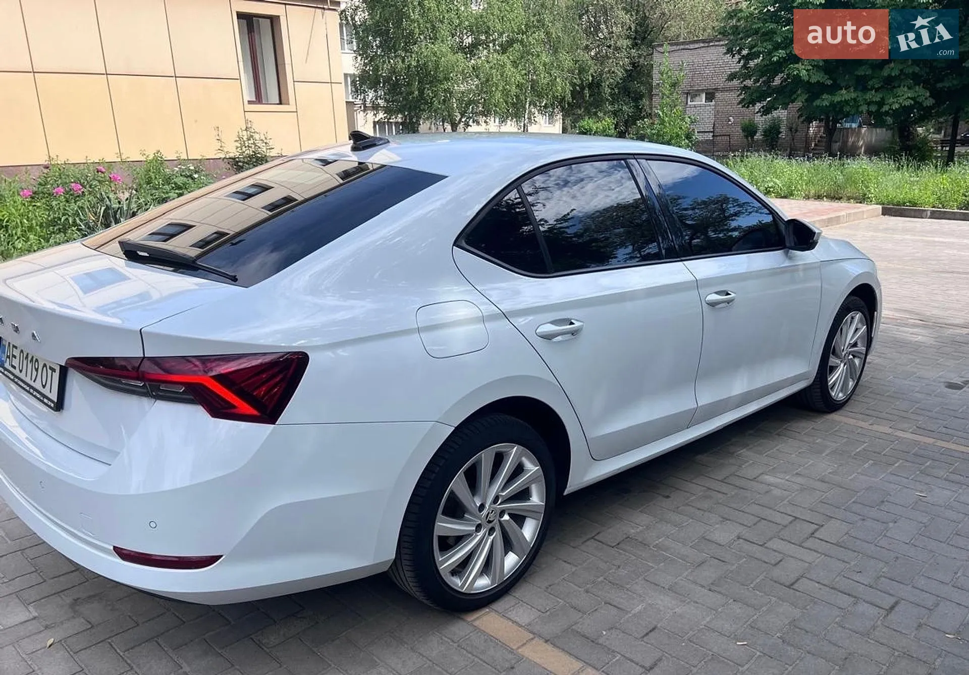 Skoda Octavia 2021 VIN TMBAC4NX7NY039024 фото оголошення 4 з 5