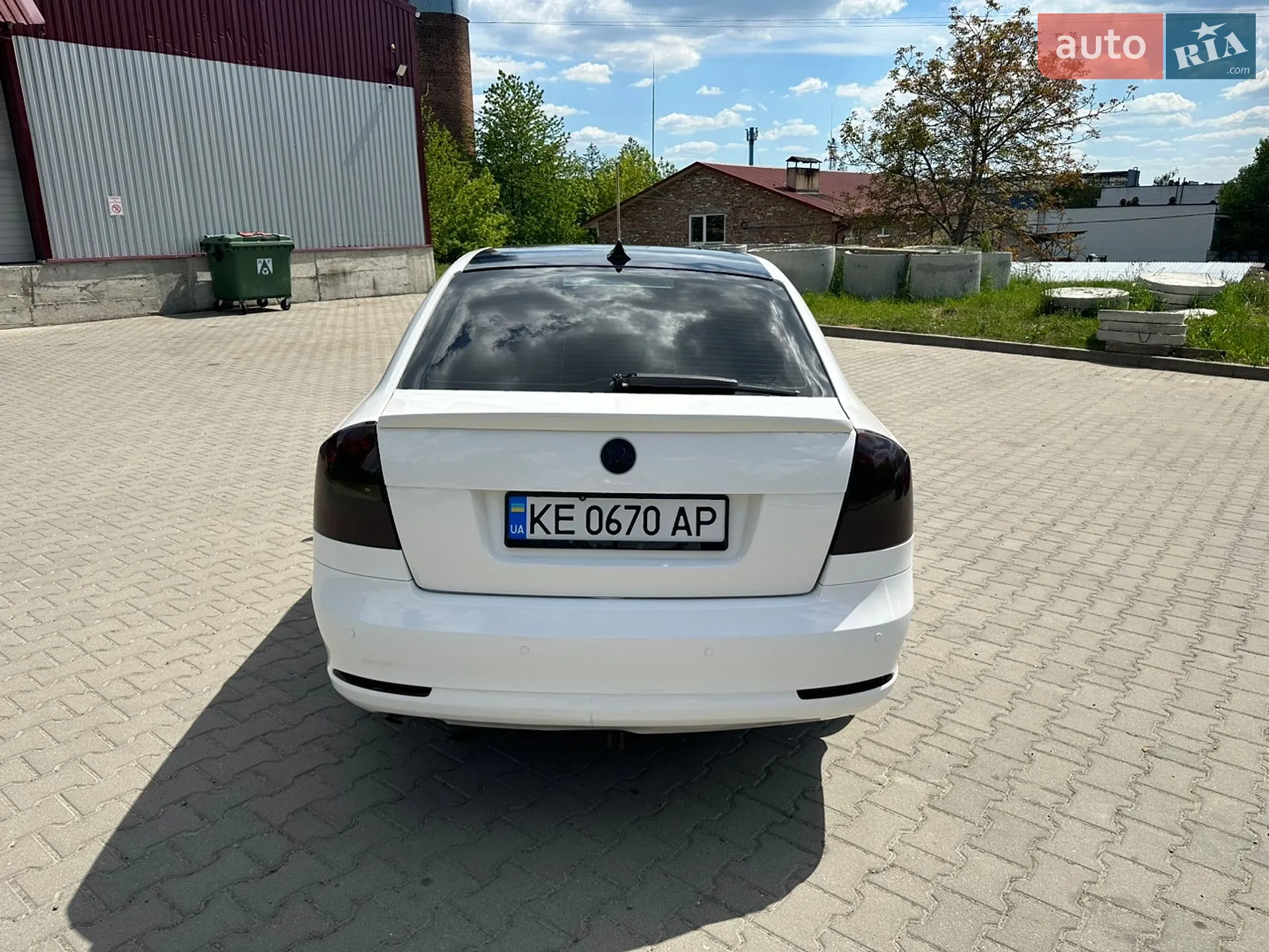 2011 Skoda Octavia - мініатюра 11