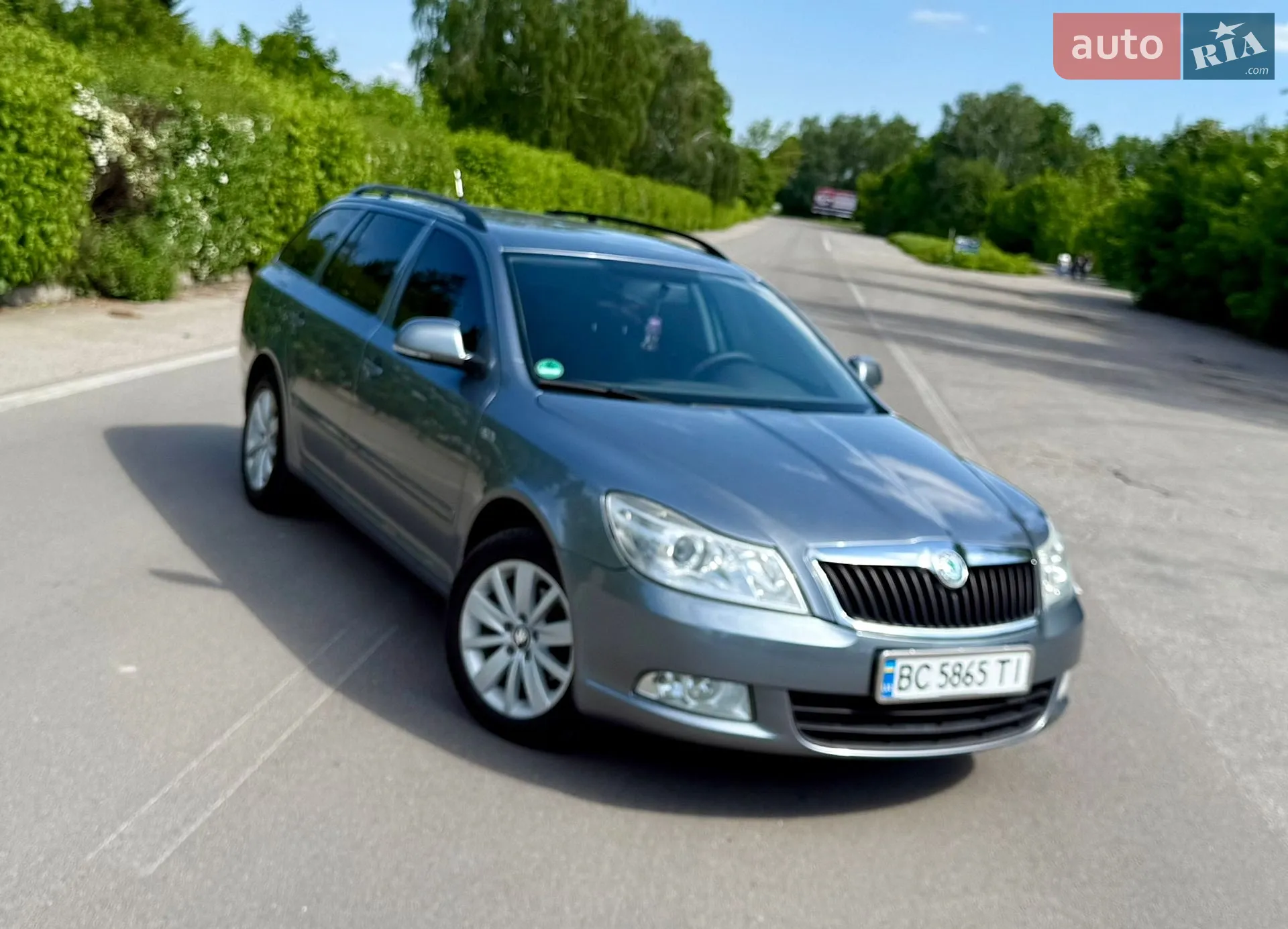 2011 Skoda Octavia - мініатюра 2