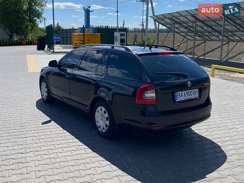 Skoda Octavia 2010 VIN TMBJJ21Z2A2128451 фото оголошення 4 з 52