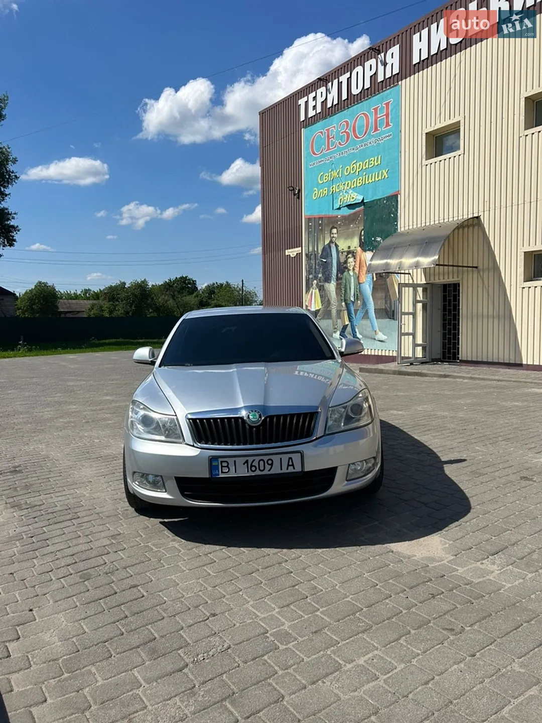 2010 Skoda Octavia - мініатюра 3