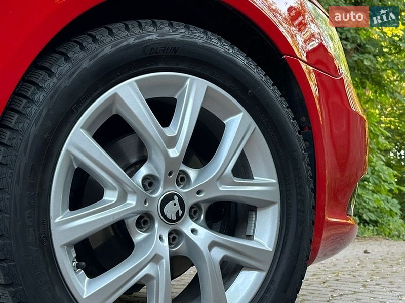 Универсал Skoda Octavia 2012 в Черновцах