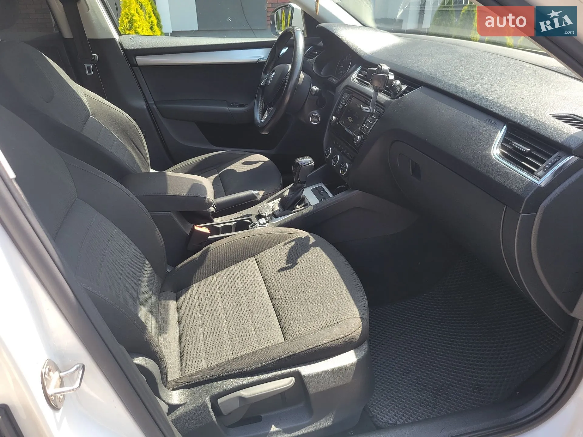2016 Skoda Octavia - мініатюра 13