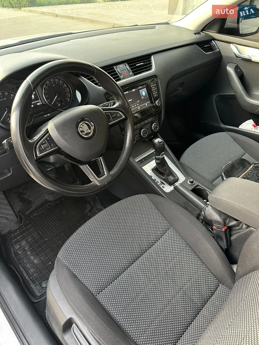 2016 Skoda Octavia - мініатюра 19