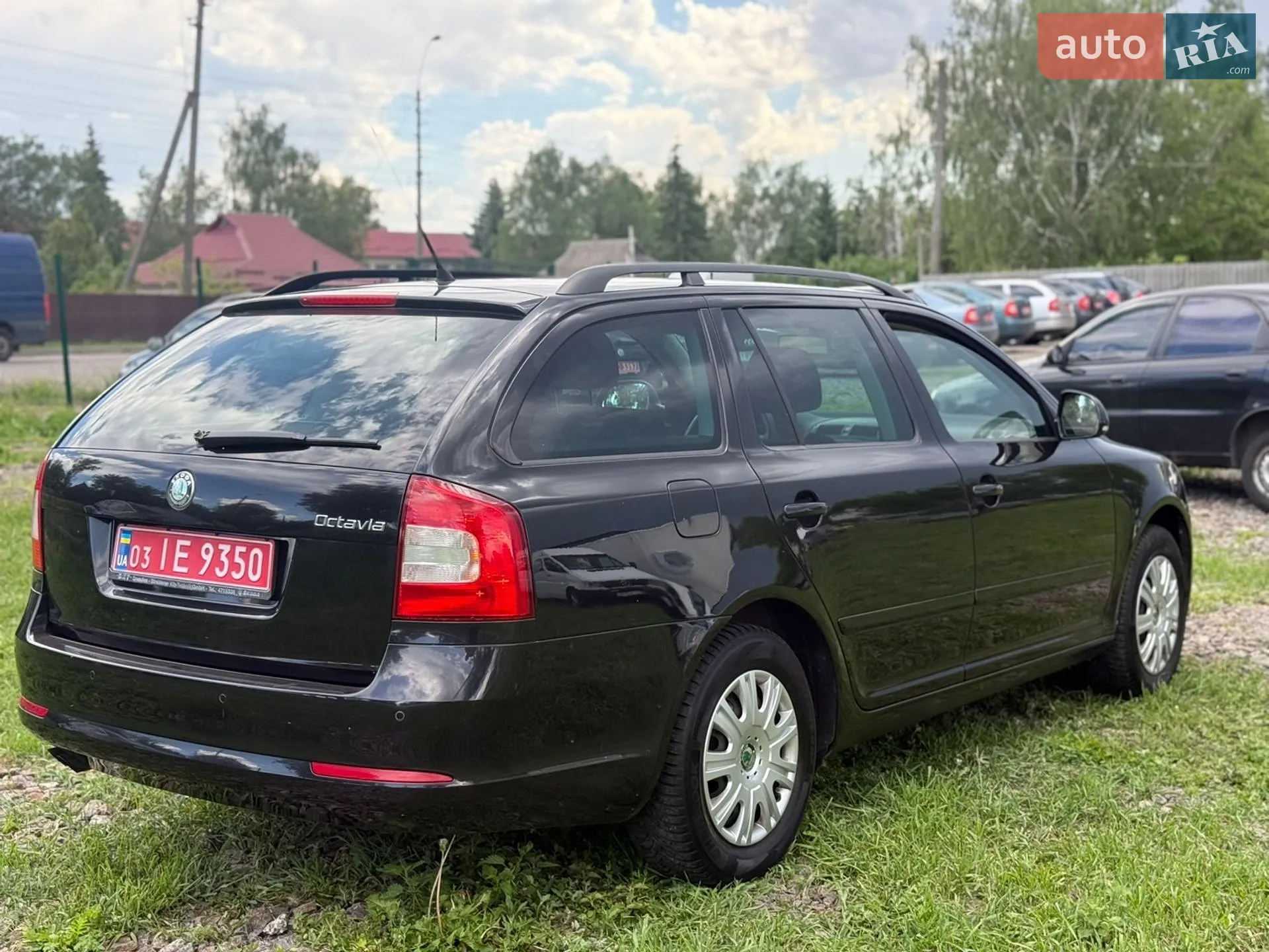 2010 Skoda Octavia - мініатюра 8