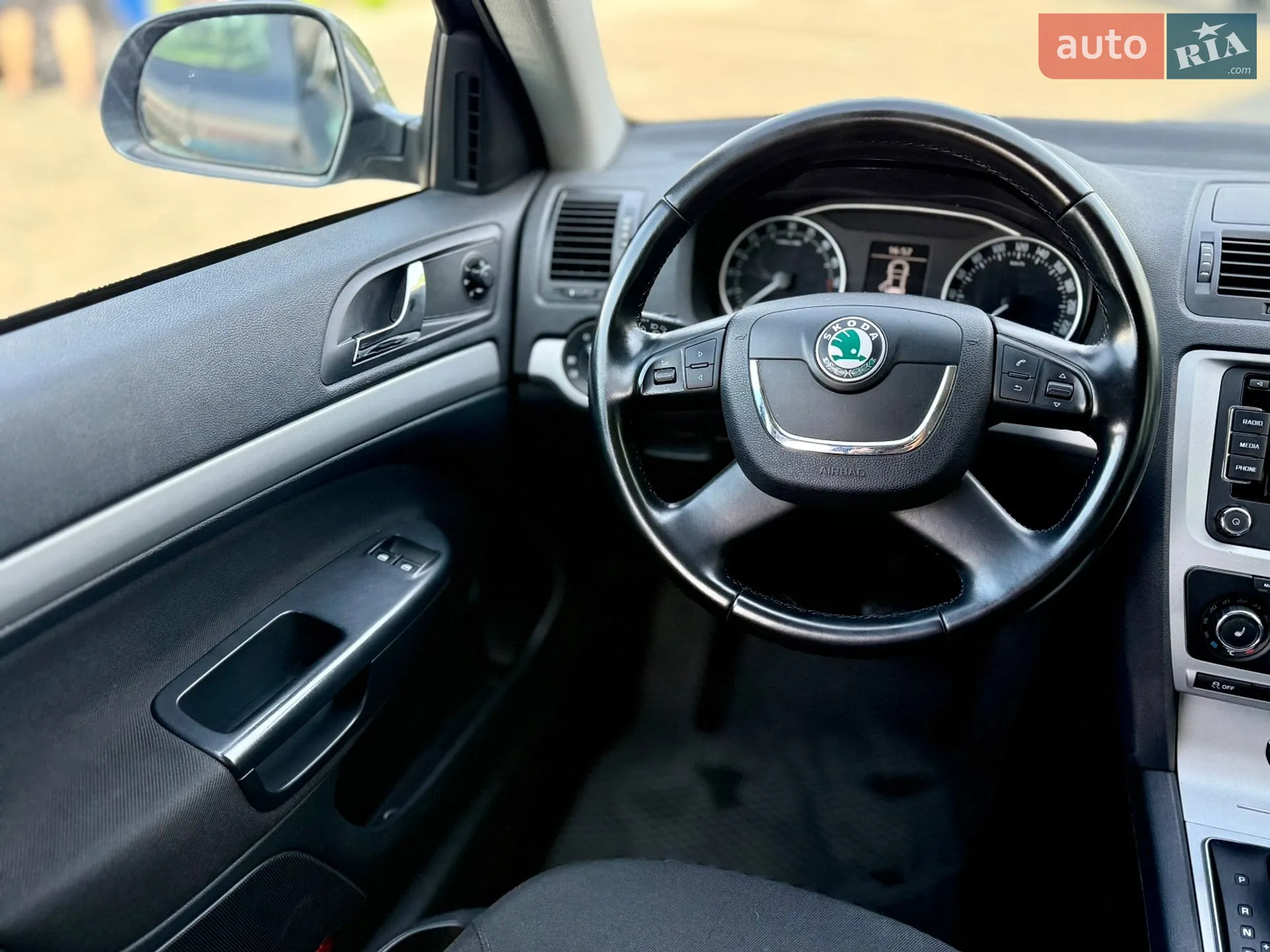2013 Skoda Octavia - мініатюра 32