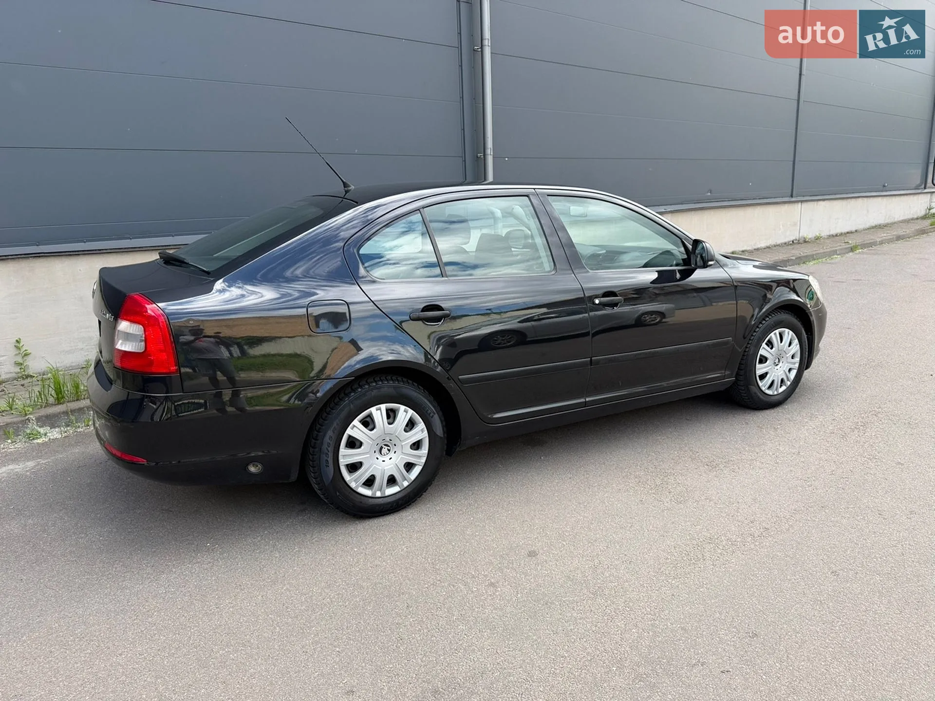 2010 Skoda Octavia - мініатюра 9