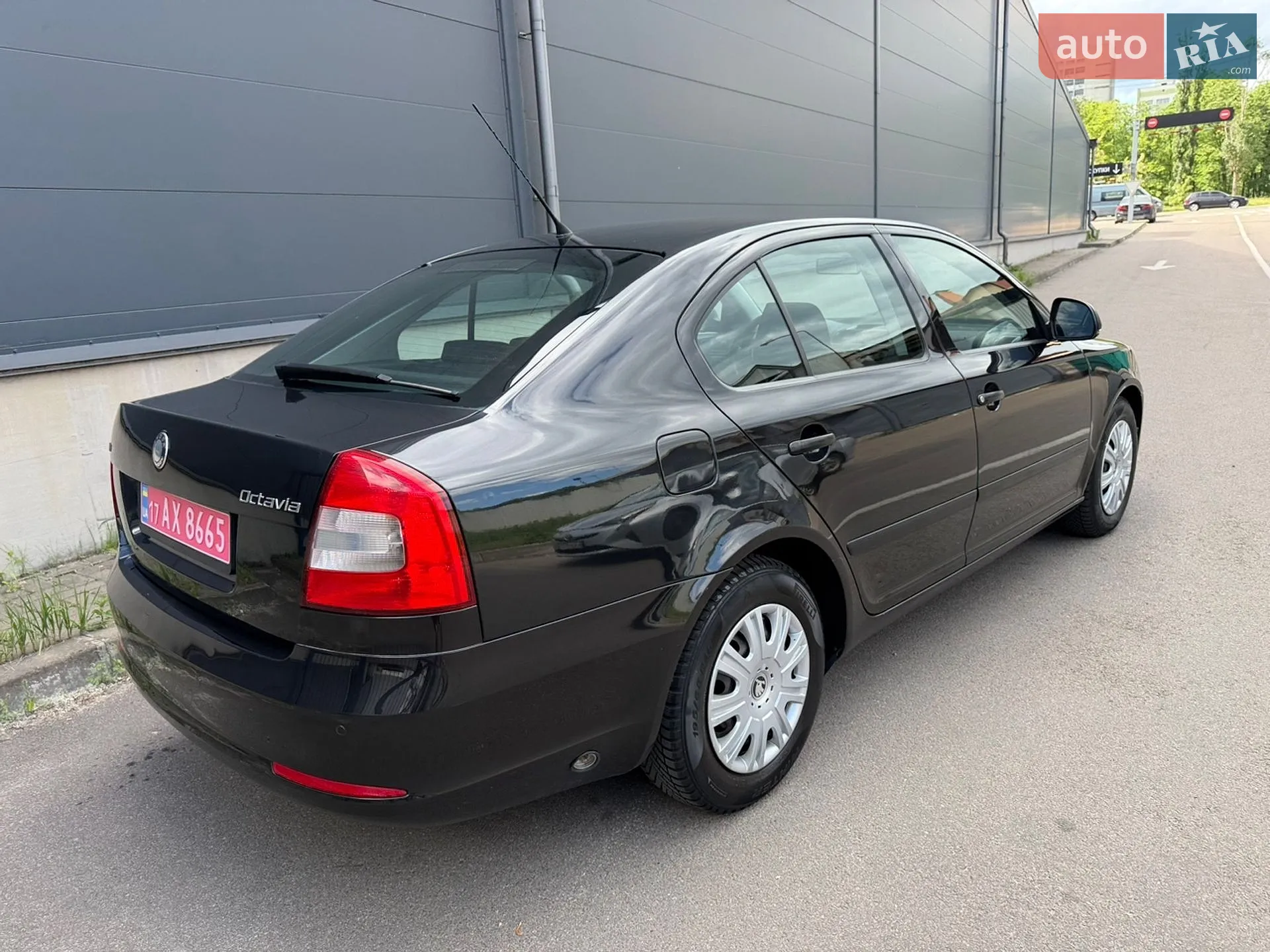 2010 Skoda Octavia - мініатюра 10