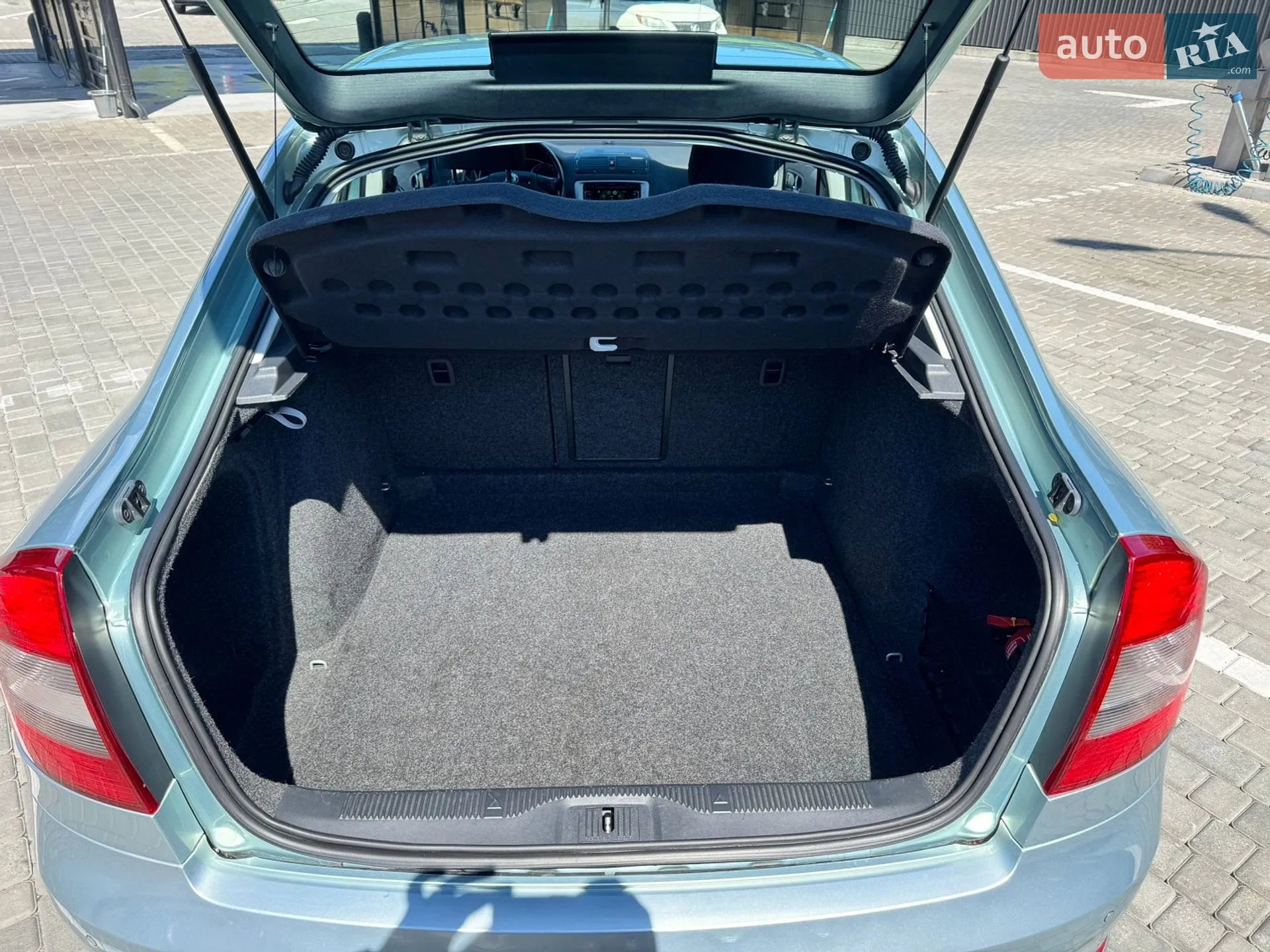 2012 Skoda Octavia - мініатюра 13