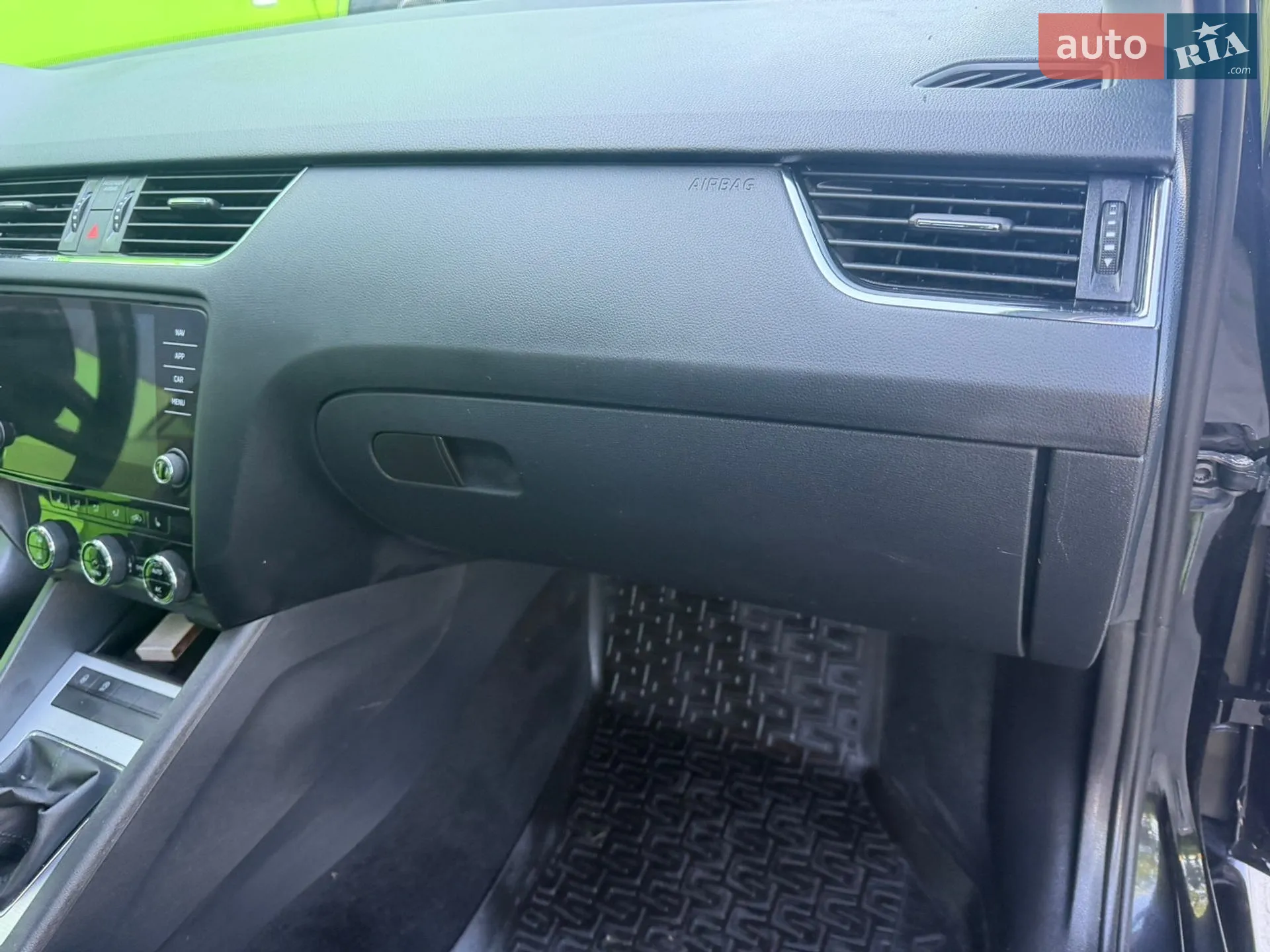 2017 Skoda Octavia - мініатюра 31
