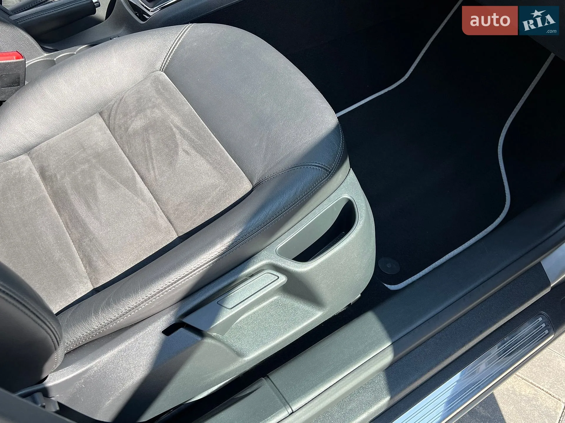 2011 Skoda Octavia - мініатюра 125