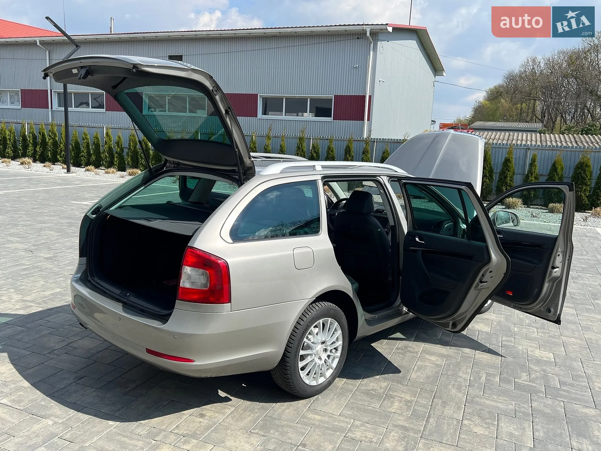 2011 Skoda Octavia - мініатюра 165