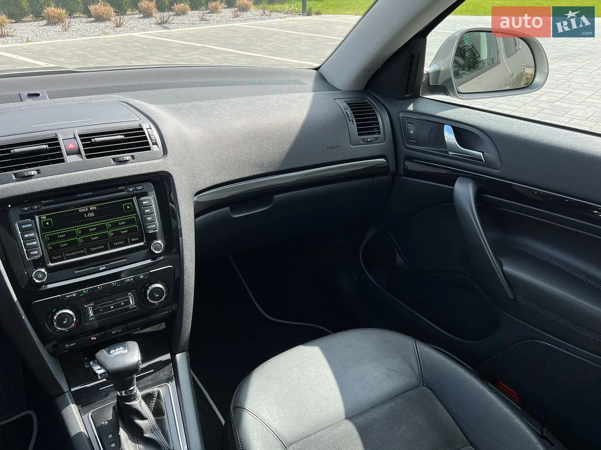 2011 Skoda Octavia - мініатюра 186