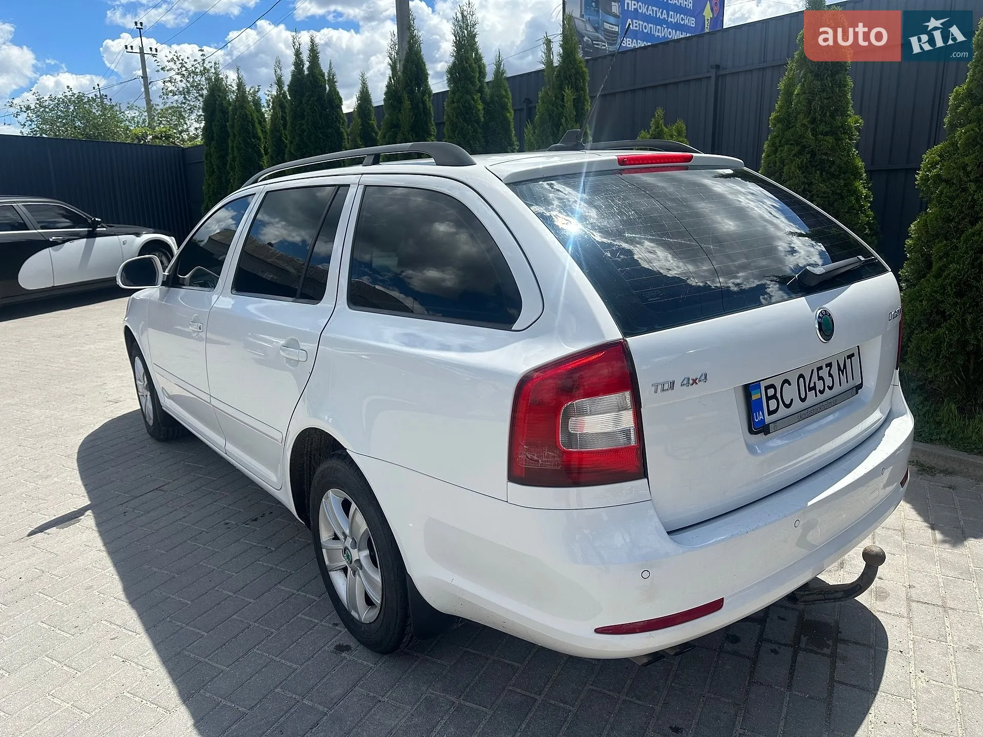 2012 Skoda Octavia - мініатюра 2