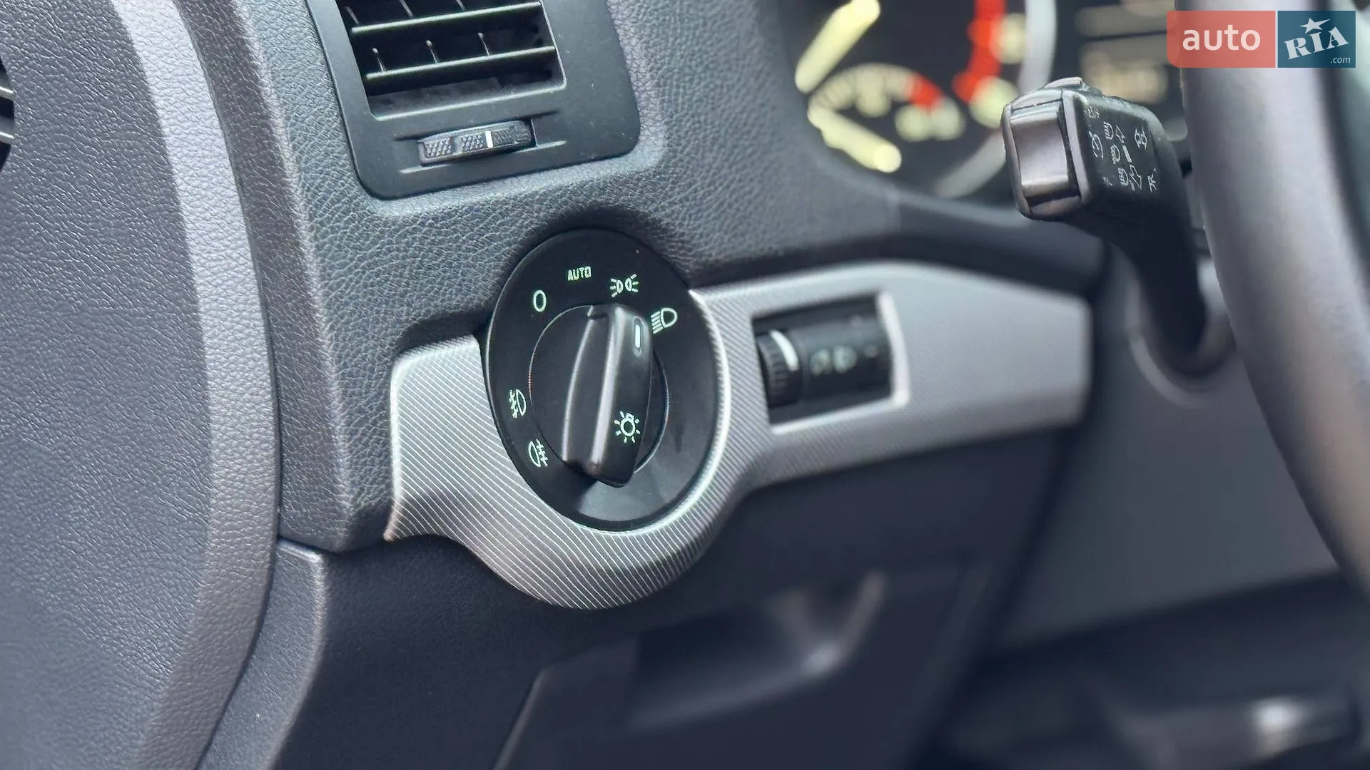 2011 Skoda Octavia - мініатюра 20