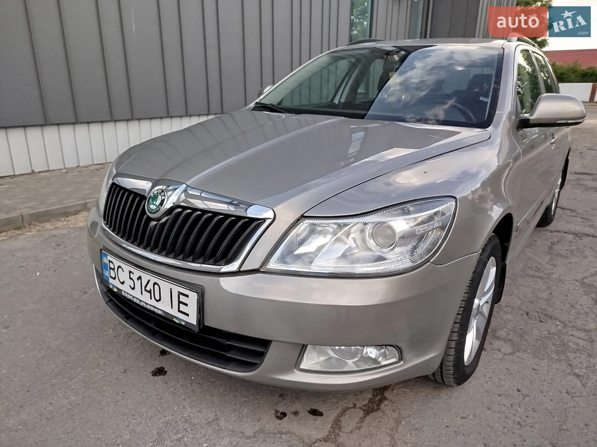 2010 Skoda Octavia - мініатюра 8