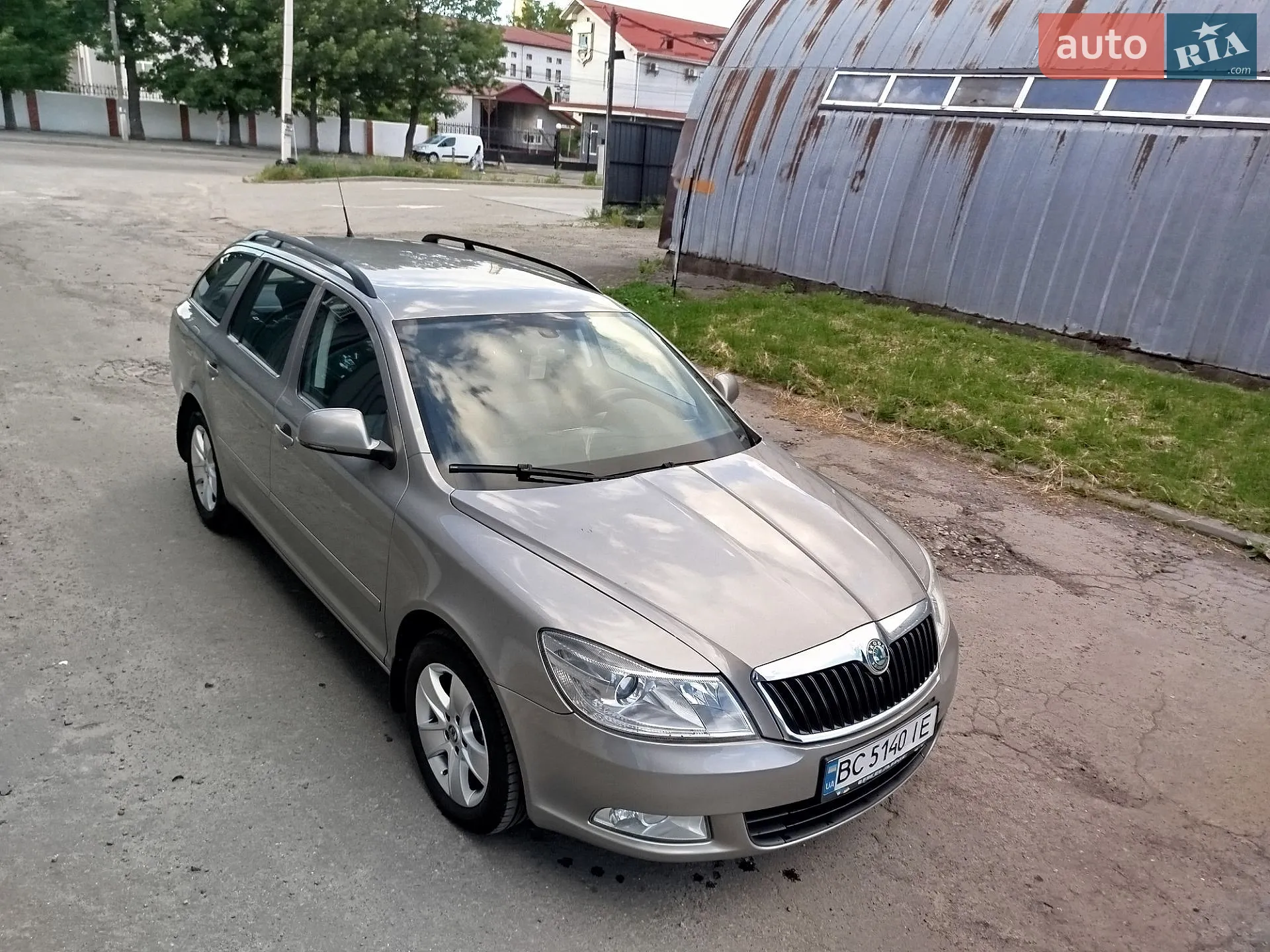 2010 Skoda Octavia - мініатюра 10