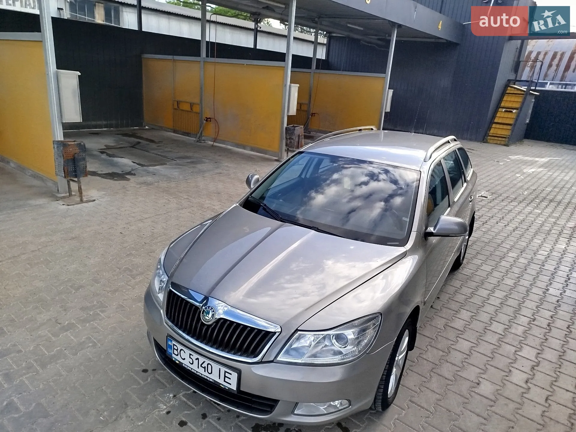 2010 Skoda Octavia - мініатюра 22
