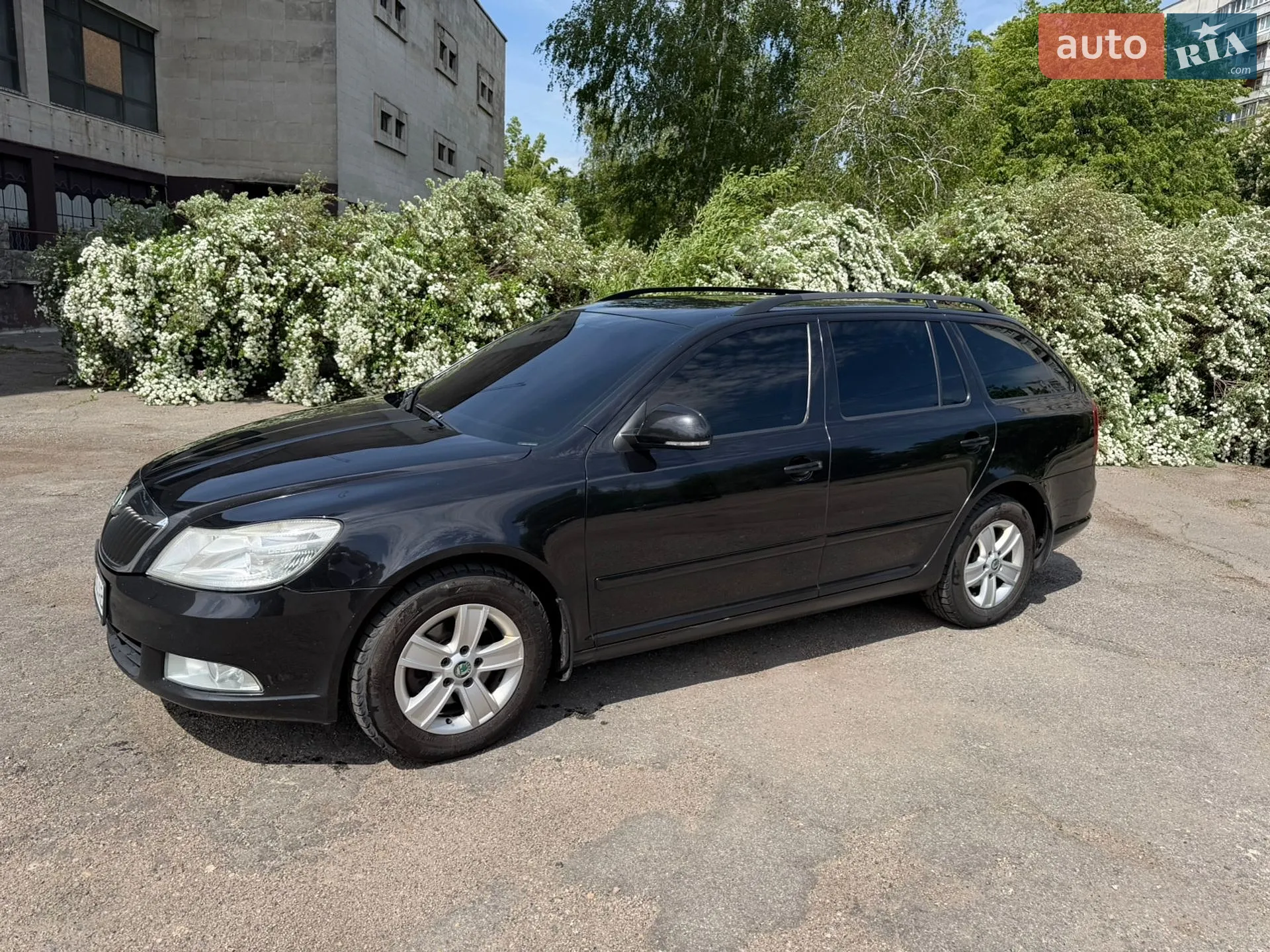 2011 Skoda Octavia - мініатюра 2