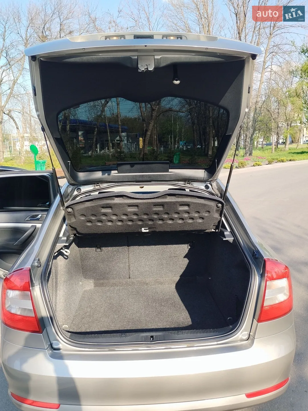 2011 Skoda Octavia - мініатюра 16