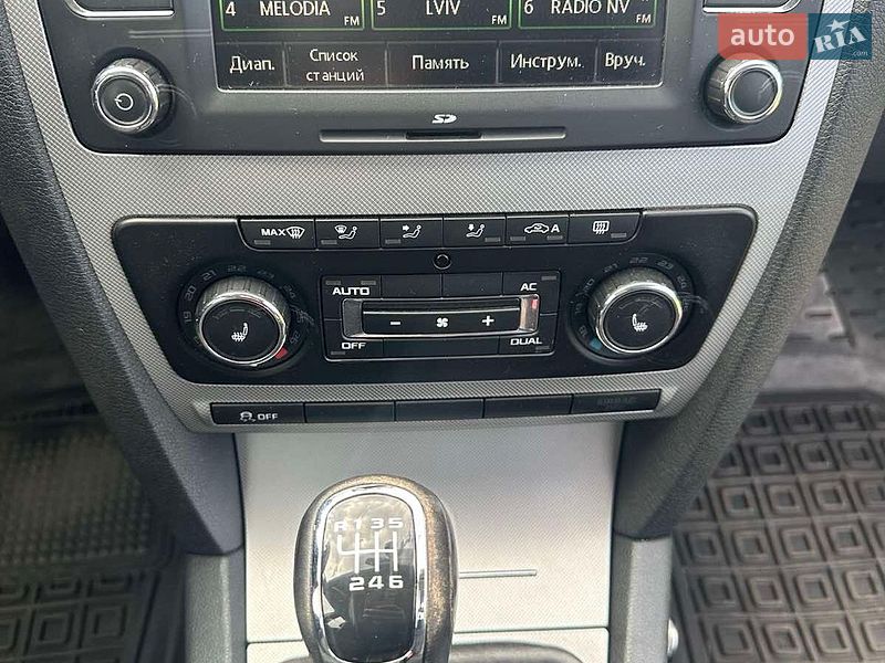 Лифтбек Skoda Octavia 2012 в Кропивницком