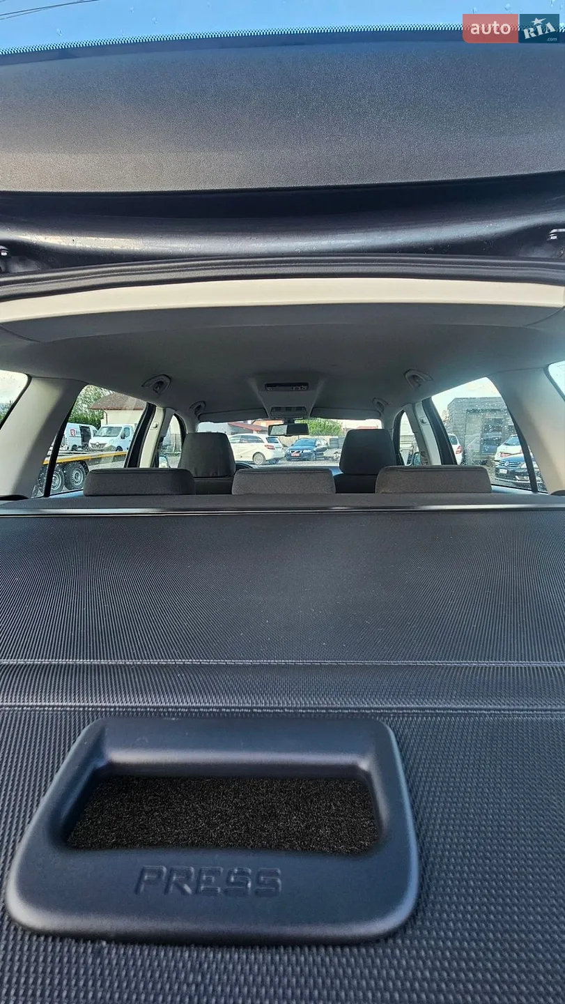 2010 Skoda Octavia - мініатюра 8