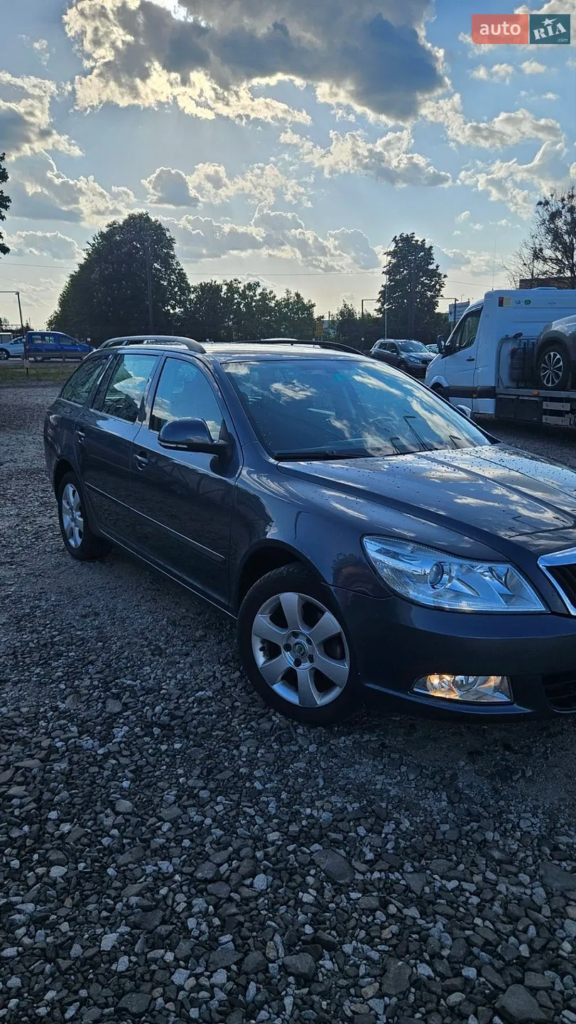 2010 Skoda Octavia - мініатюра 4