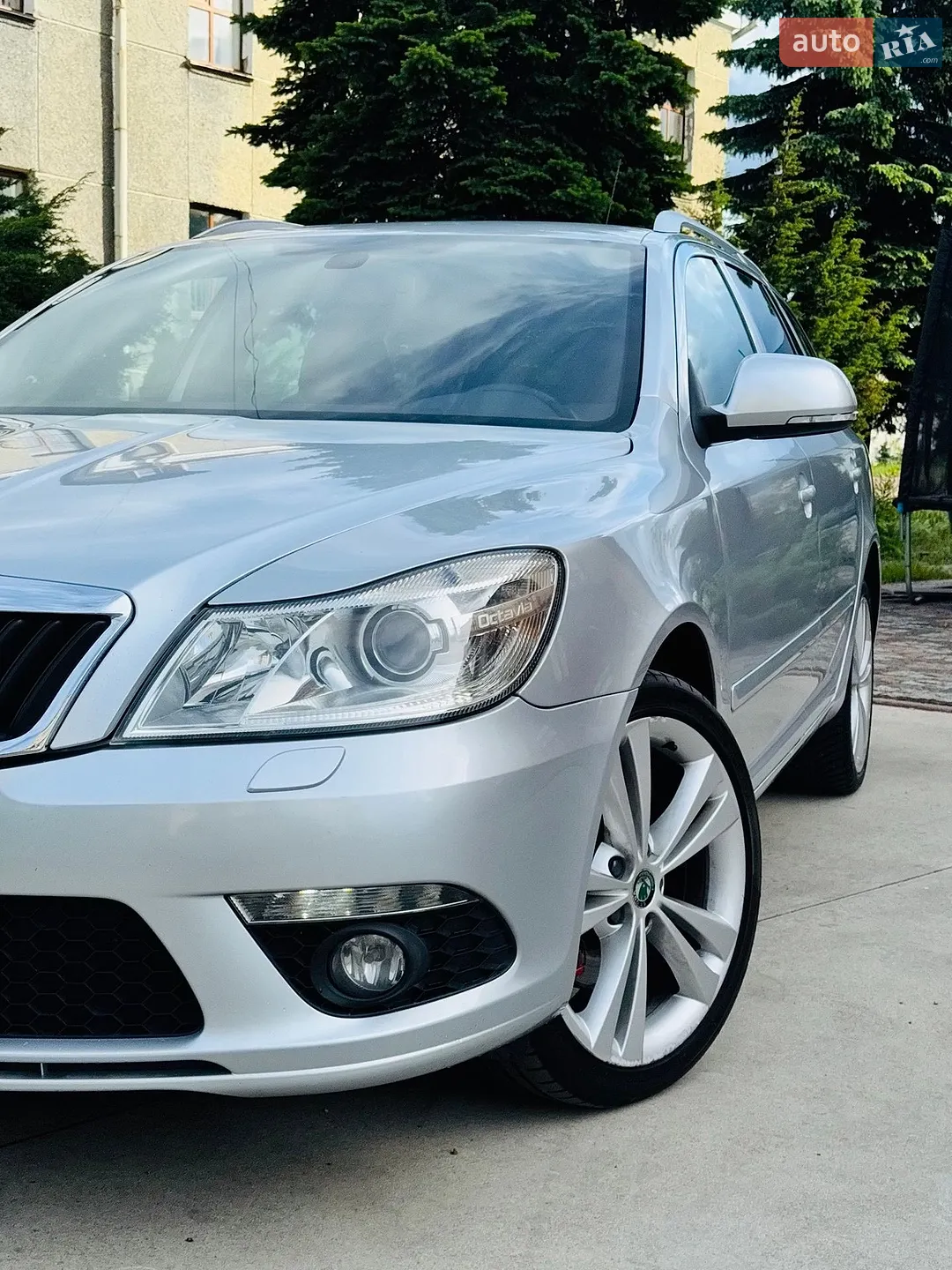 2010 Skoda Octavia - мініатюра 19
