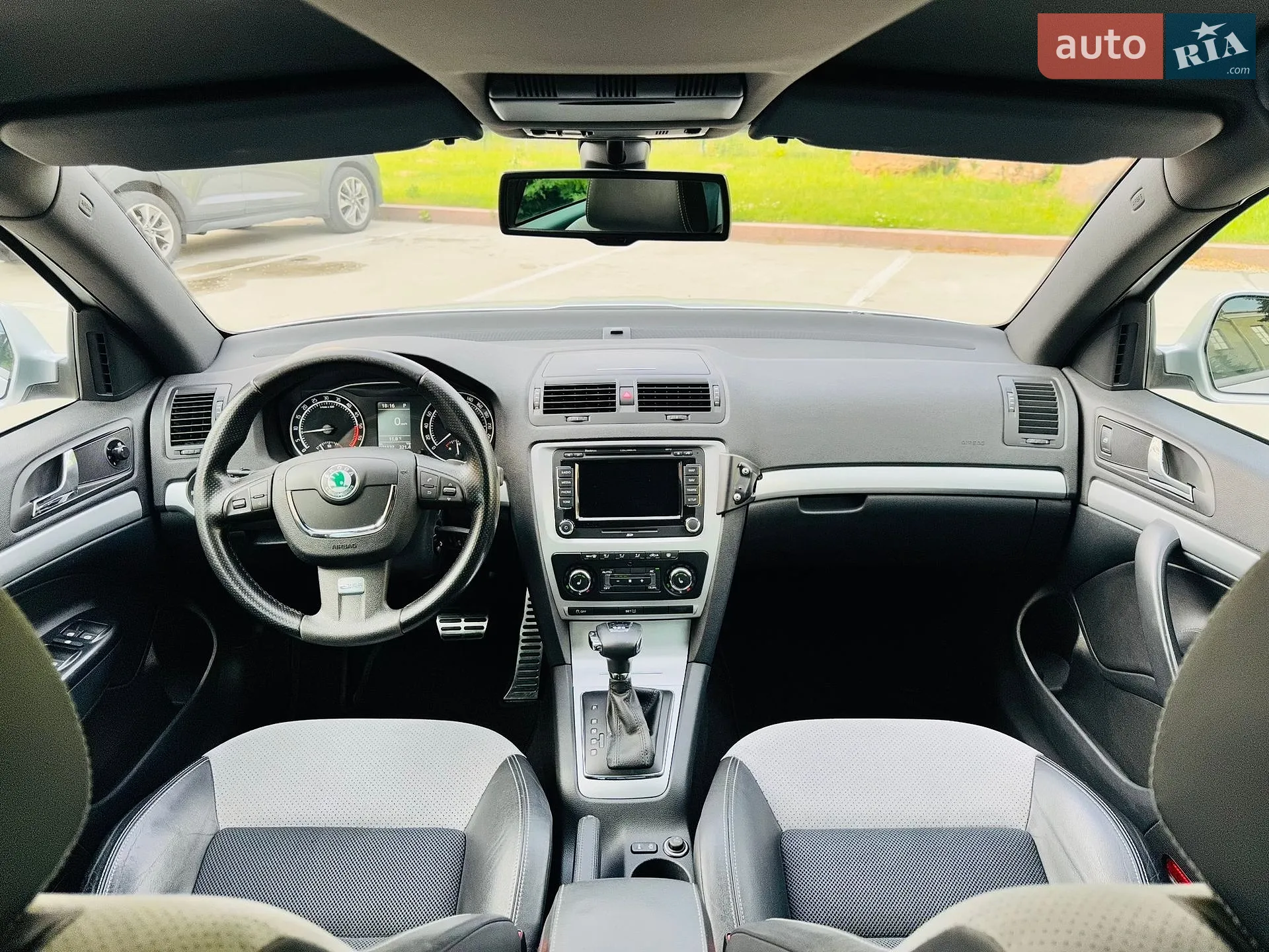 2010 Skoda Octavia - мініатюра 33