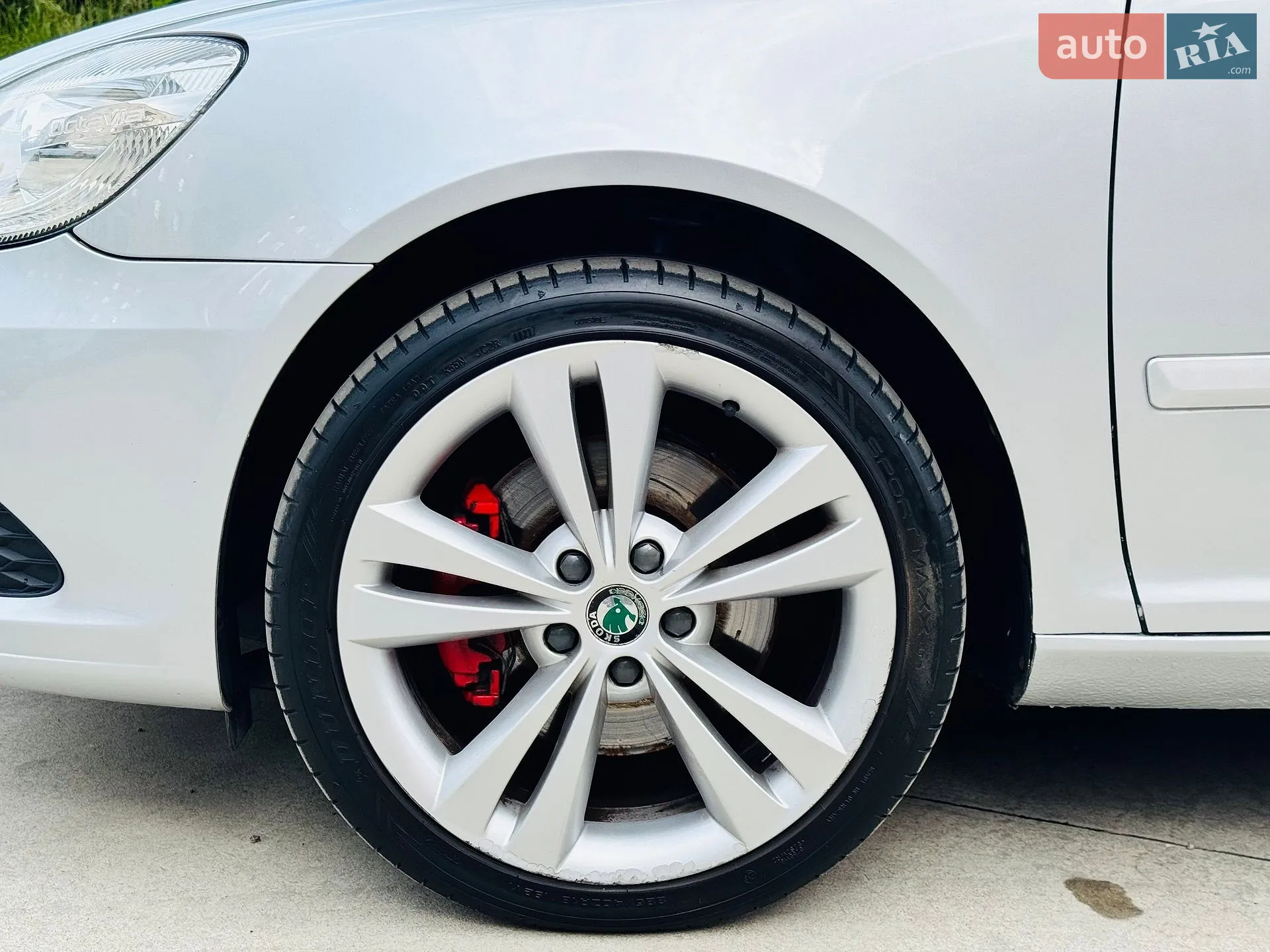 2010 Skoda Octavia - мініатюра 48
