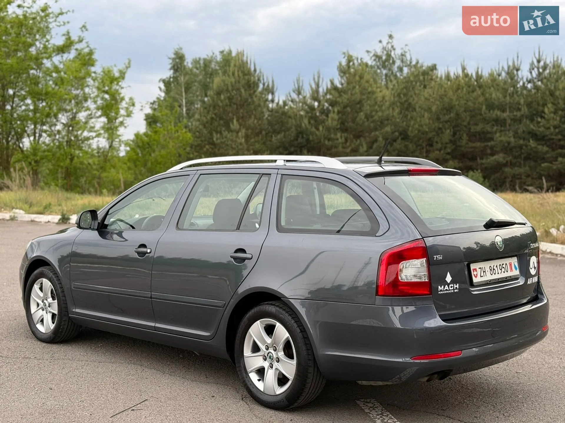 2010 Skoda Octavia - мініатюра 14