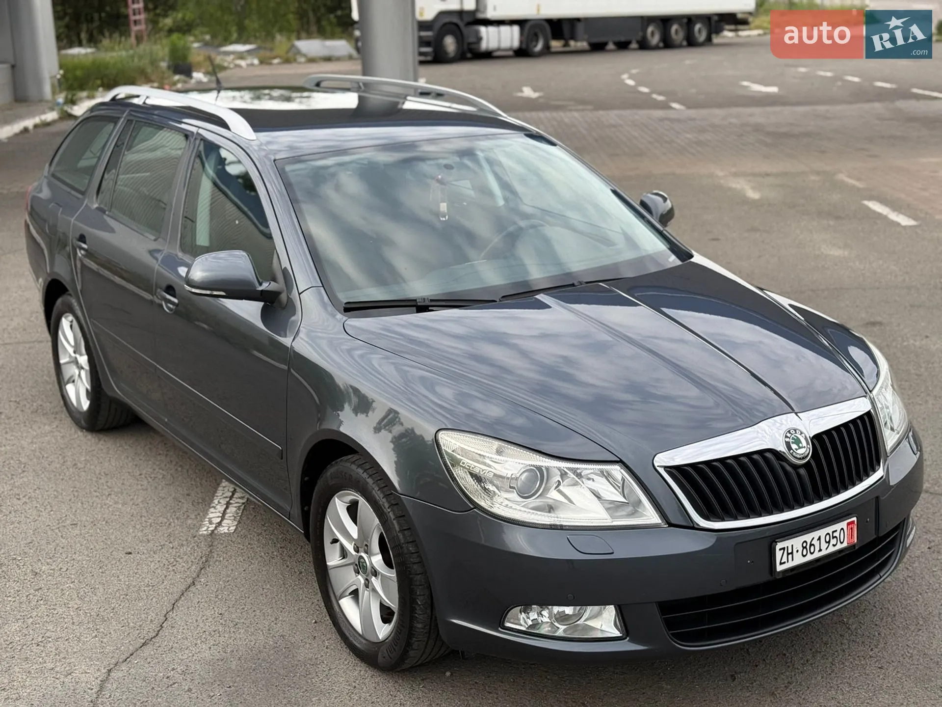 2010 Skoda Octavia - мініатюра 24