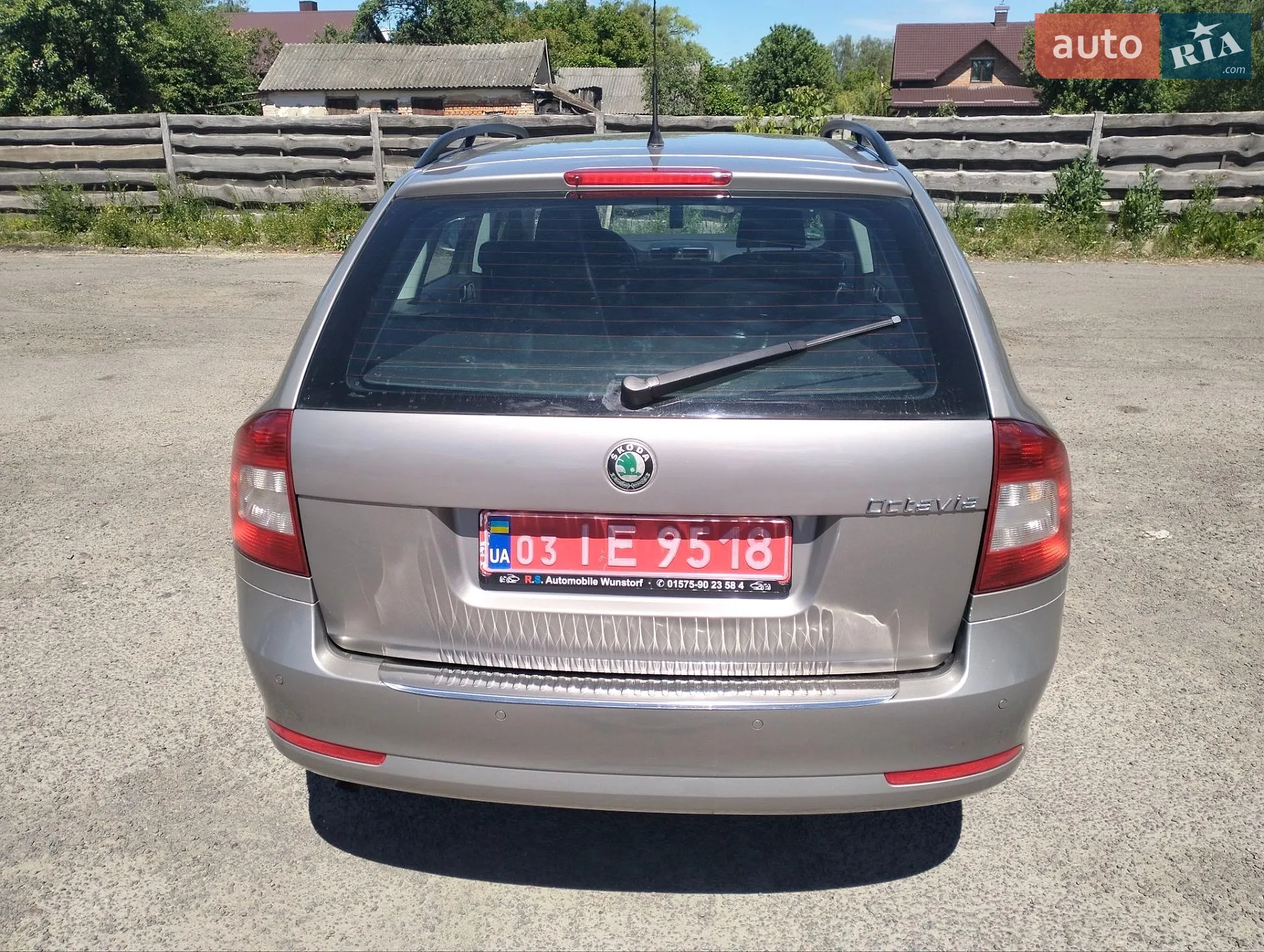 2010 Skoda Octavia - мініатюра 4