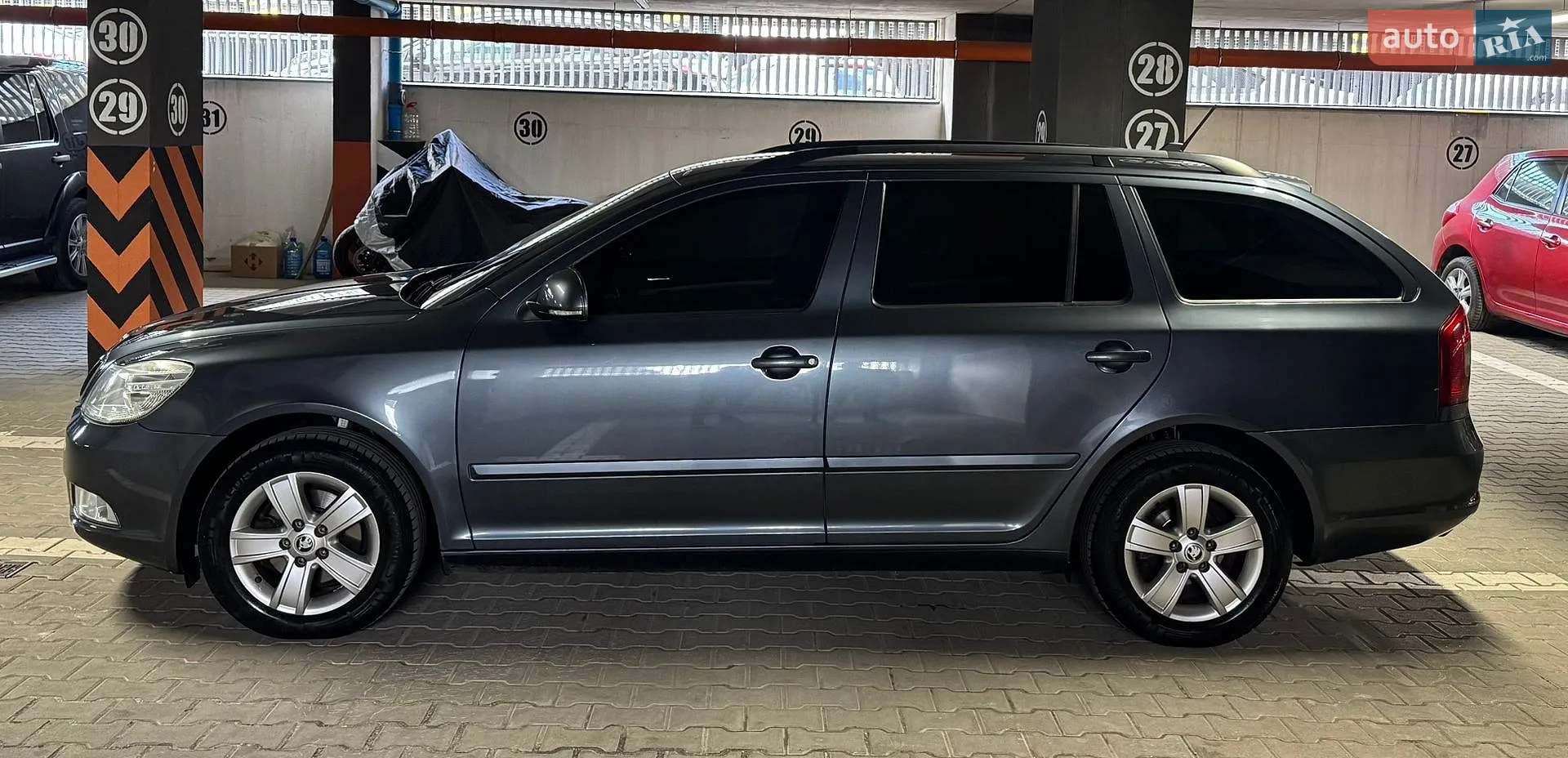2011 Skoda Octavia - мініатюра 13