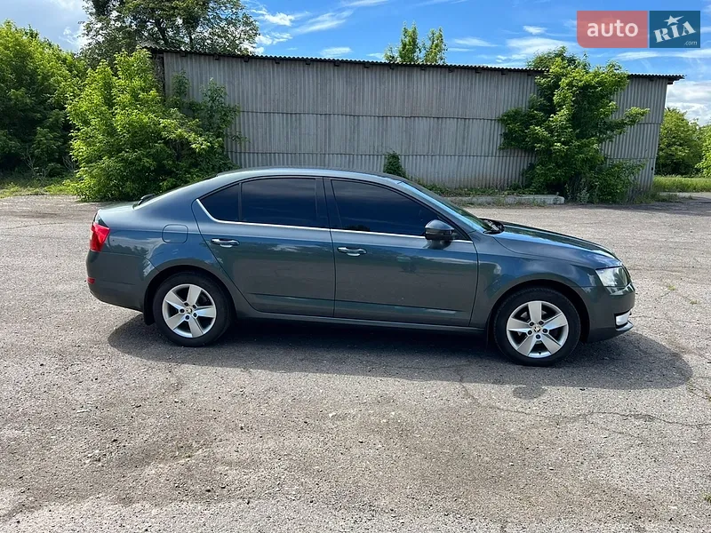 Skoda Octavia 2015 VIN TMBAG7NE5G0113756 фото оголошення 3 з 60