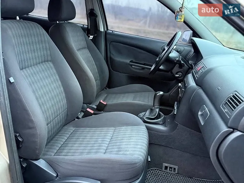 Skoda Octavia 2005 VIN TMBJX21UX68839080 фото оголошення 4 з 48