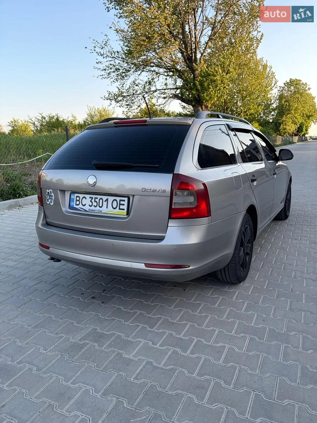 2010 Skoda Octavia - мініатюра 9