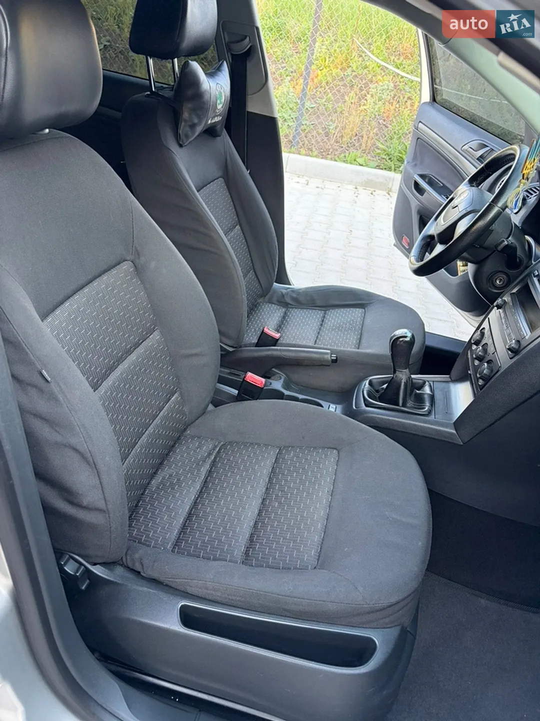 2010 Skoda Octavia - мініатюра 19