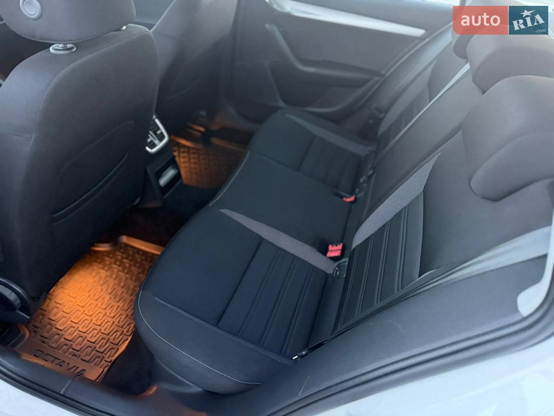 2020 Skoda Octavia - мініатюра 21