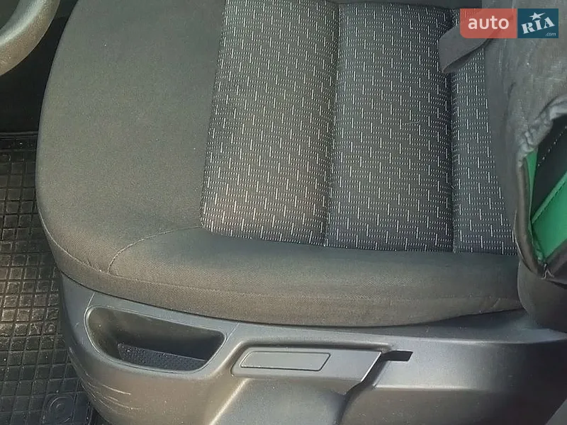 Skoda Octavia 2011 VIN TMBJA61Z6B2166211 фото оголошення 10 з 50