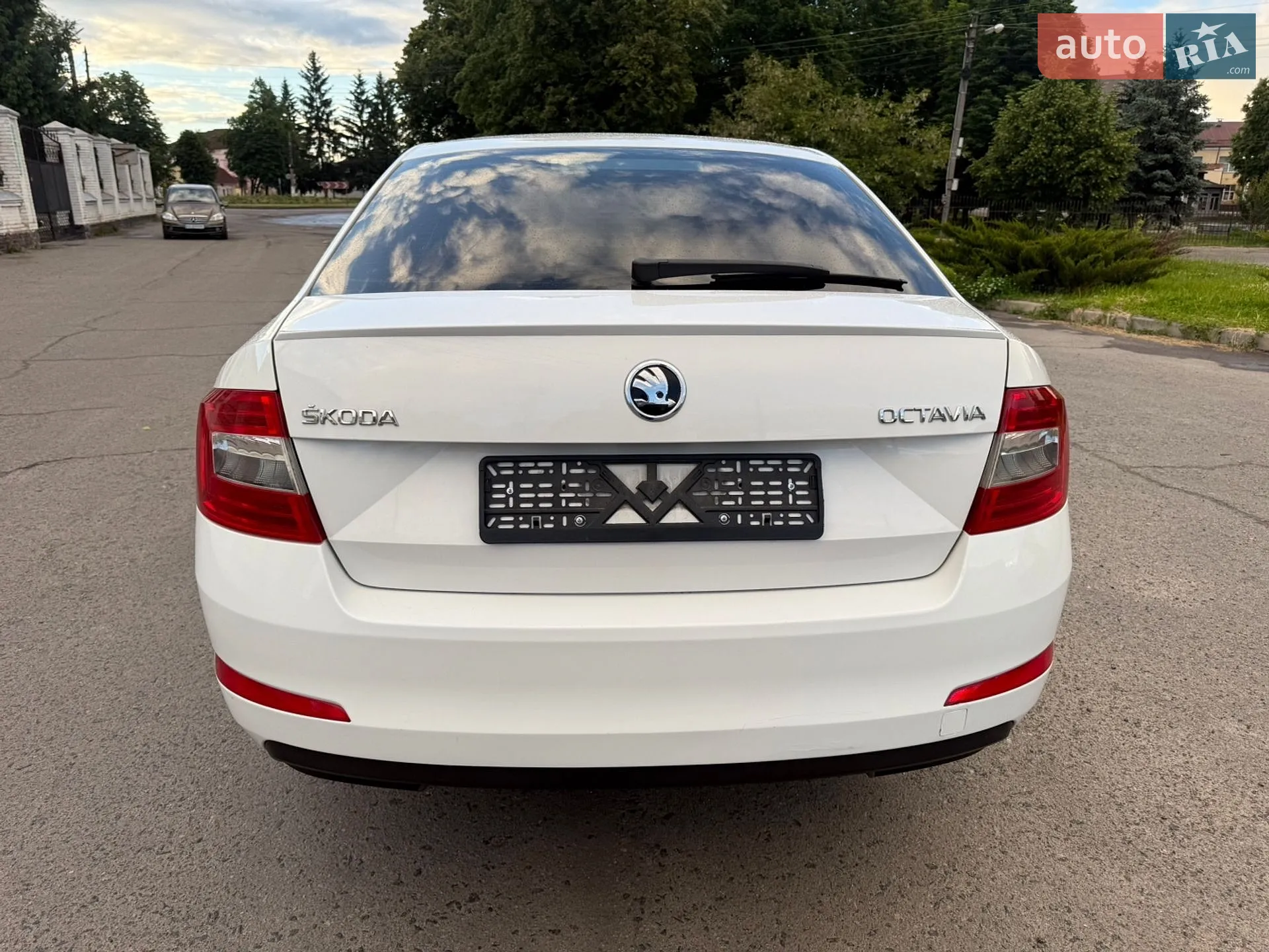 2016 Skoda Octavia - мініатюра 10