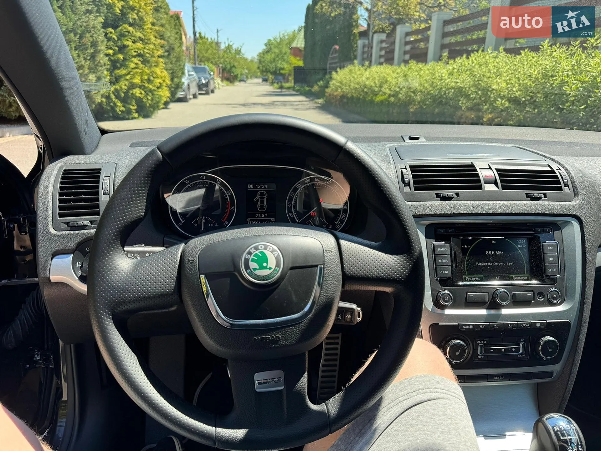 2010 Skoda Octavia - мініатюра 69